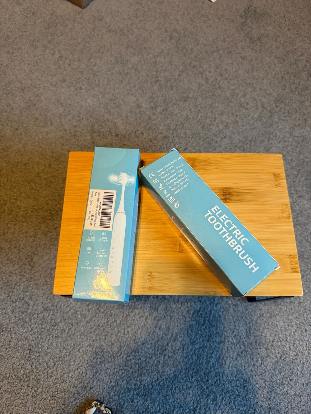 Unknown Brand Electric Toothbrush in Light Blue